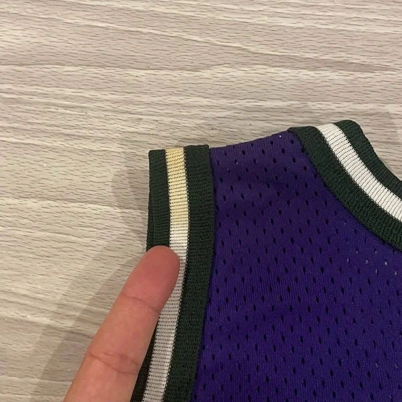 Vintage 90s Milwaukee Bucks Glenn Robinson #13 Champion Jersey Men’s Size 44